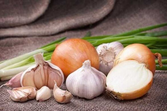 onion and garlic for deworming