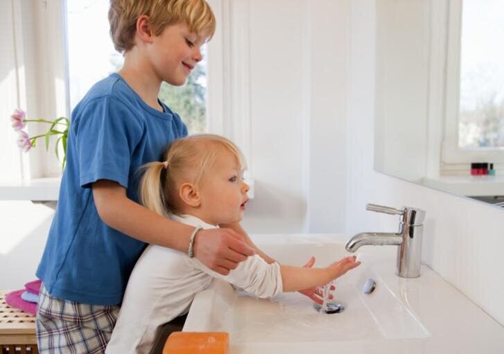 From an early age, the child must be acquainted with the rules of personal hygiene. 